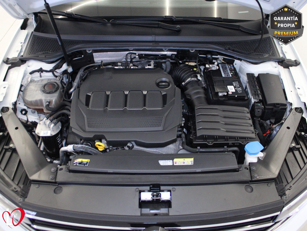 VOLKSWAGEN PASSAT VARIANT 2.0 TDI DSG EXECUTIVE 150 de segunda mano