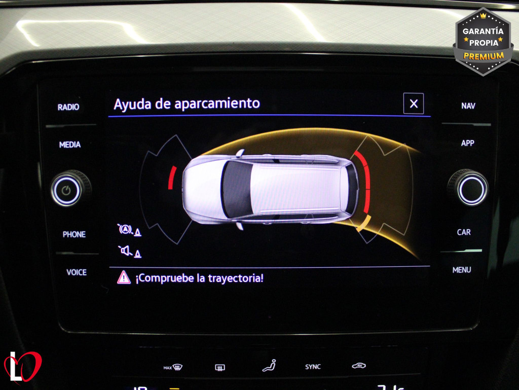 VOLKSWAGEN PASSAT VARIANT 2.0 TDI DSG EXECUTIVE 150 de segunda mano