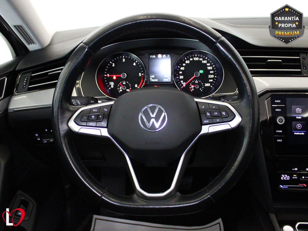 VOLKSWAGEN PASSAT VARIANT 2.0 TDI DSG EXECUTIVE + TECHO 150 de segunda mano