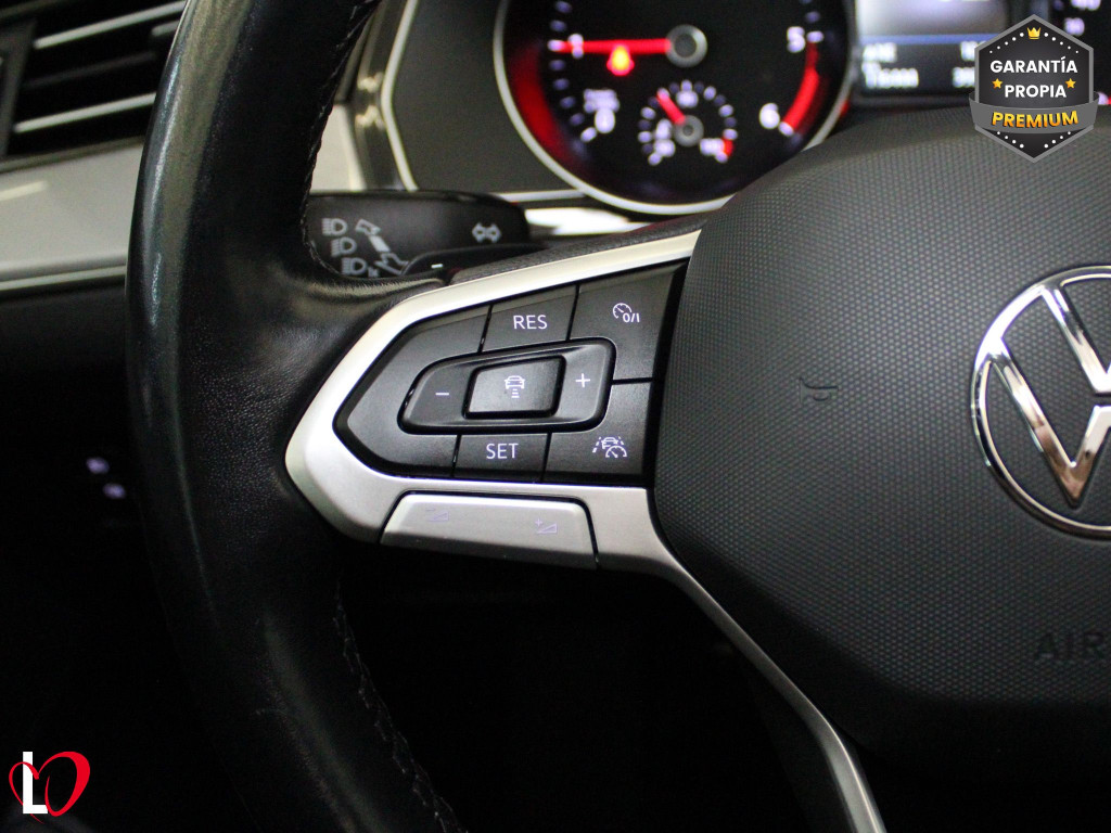 VOLKSWAGEN PASSAT VARIANT 2.0 TDI DSG EXECUTIVE + TECHO 150 de segunda mano