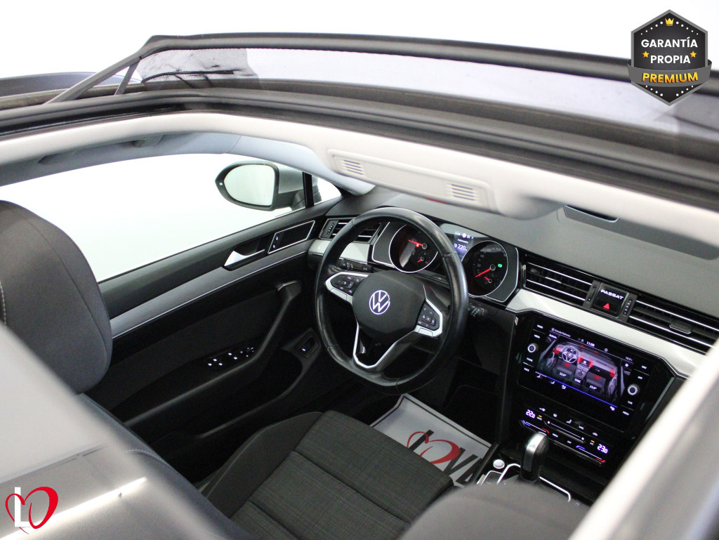 VOLKSWAGEN PASSAT VARIANT 2.0 TDI DSG EXECUTIVE + TECHO 150 de segunda mano