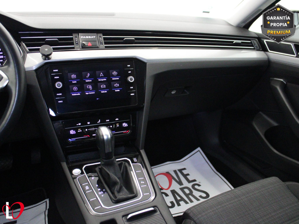 VOLKSWAGEN PASSAT VARIANT 2.0 TDI DSG7 EXECUTIVE 150 de segunda mano