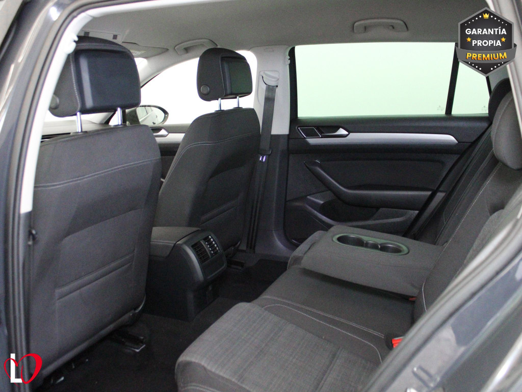 VOLKSWAGEN PASSAT VARIANT 2.0 TDI DSG7 EXECUTIVE 150 de segunda mano