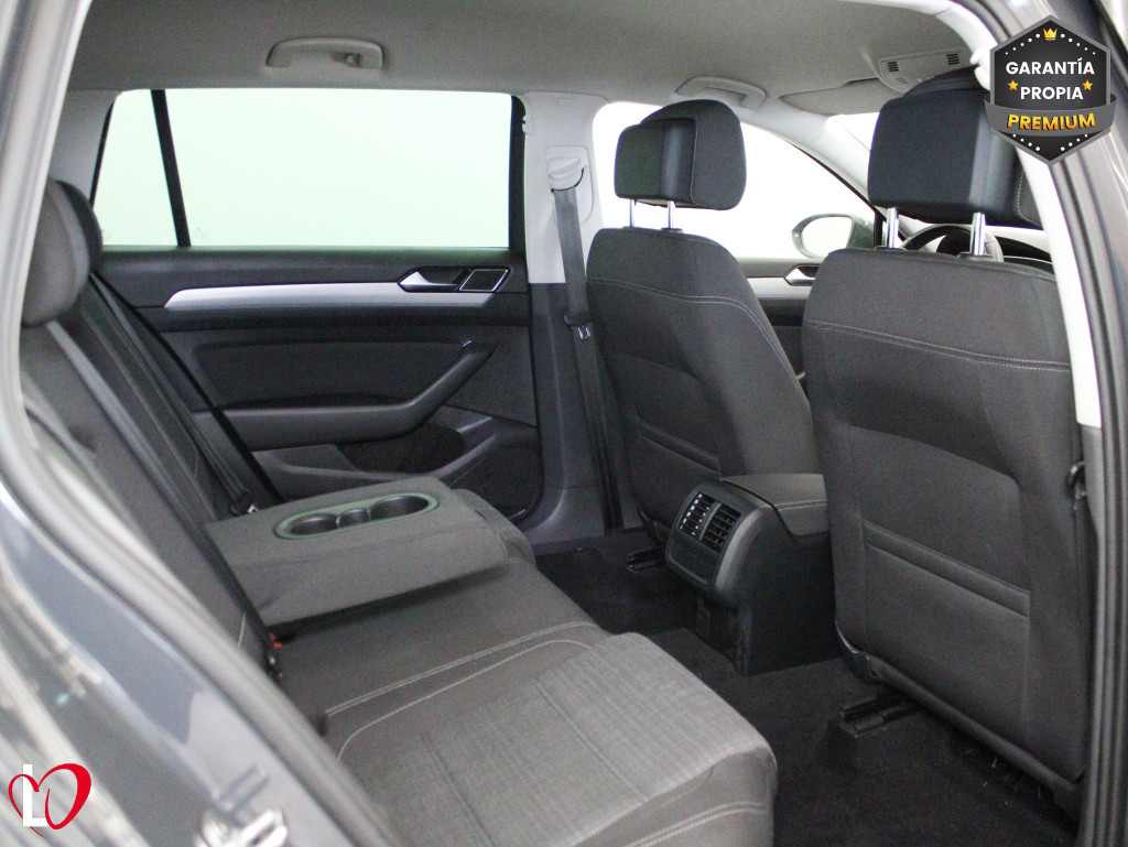 VOLKSWAGEN PASSAT VARIANT 2.0 TDI DSG7 EXECUTIVE 150 de segunda mano