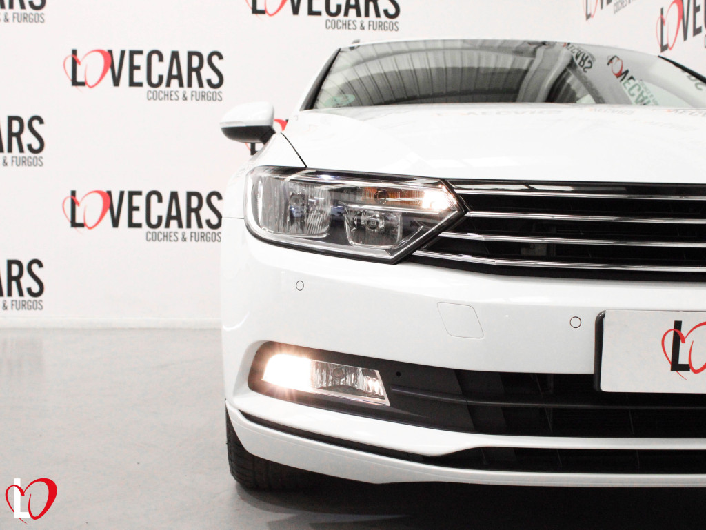 VOLKSWAGEN PASSAT VARIANT 2.0 TDI EDITION 150 de segunda mano