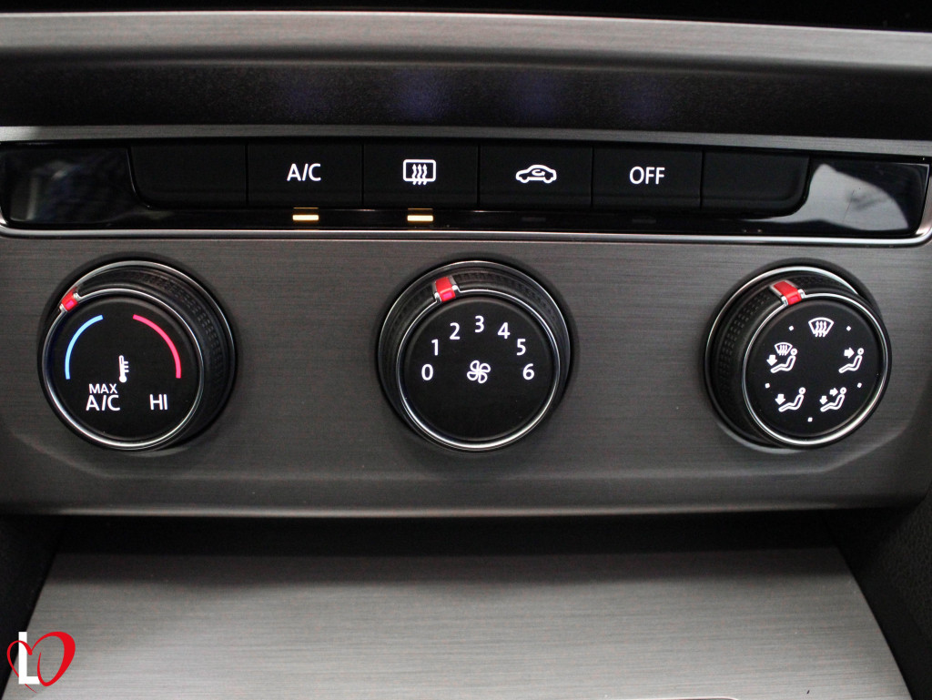 VOLKSWAGEN PASSAT VARIANT 2.0 TDI EDITION 150 de segunda mano