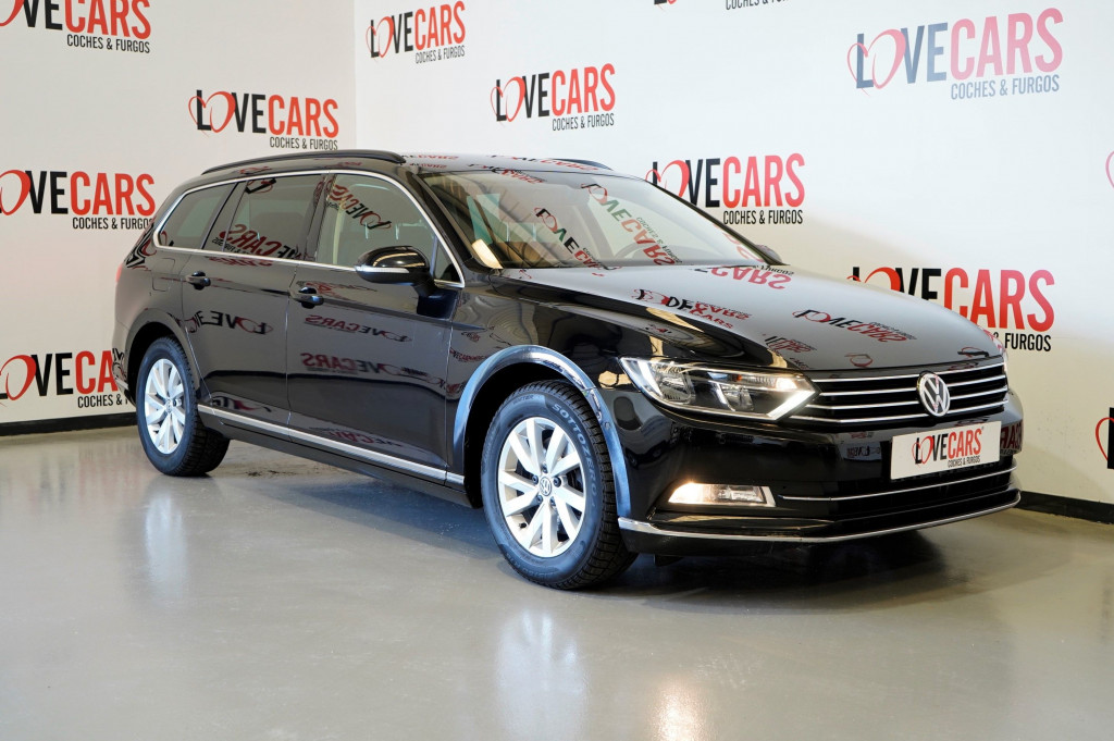 VOLKSWAGEN PASSAT VARIANT 2.0TDI CONFORTLINE 190 de segunda mano