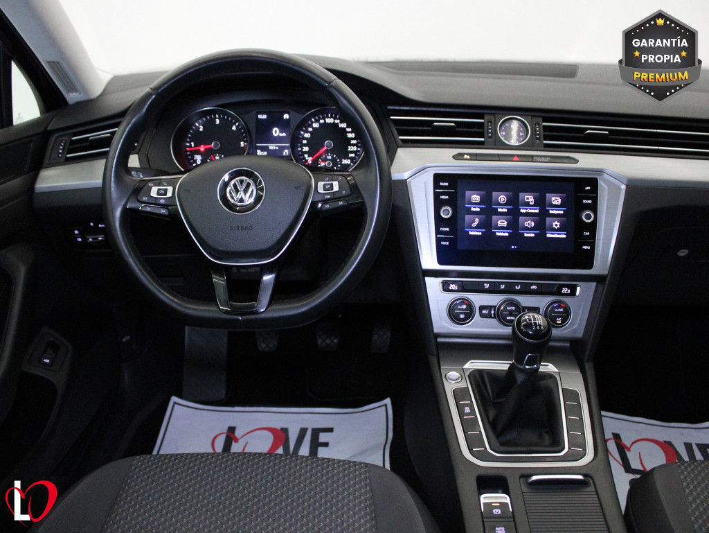 VOLKSWAGEN PASSAT VARIANT VARIANT 2.0 TDI EDITION 6 VEL 150 de segunda mano