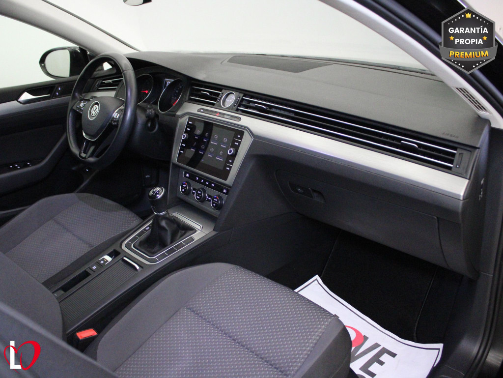 VOLKSWAGEN PASSAT VARIANT VARIANT 2.0 TDI EDITION 6 VEL 150 de segunda mano