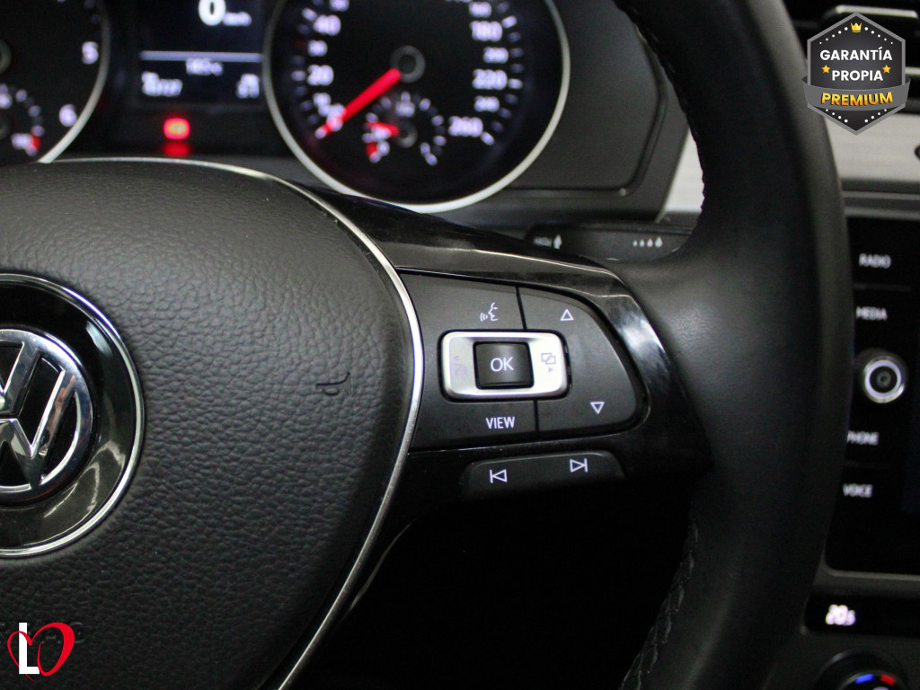 VOLKSWAGEN PASSAT VARIANT VARIANT 2.0 TDI EDITION 6 VEL 150 de segunda mano