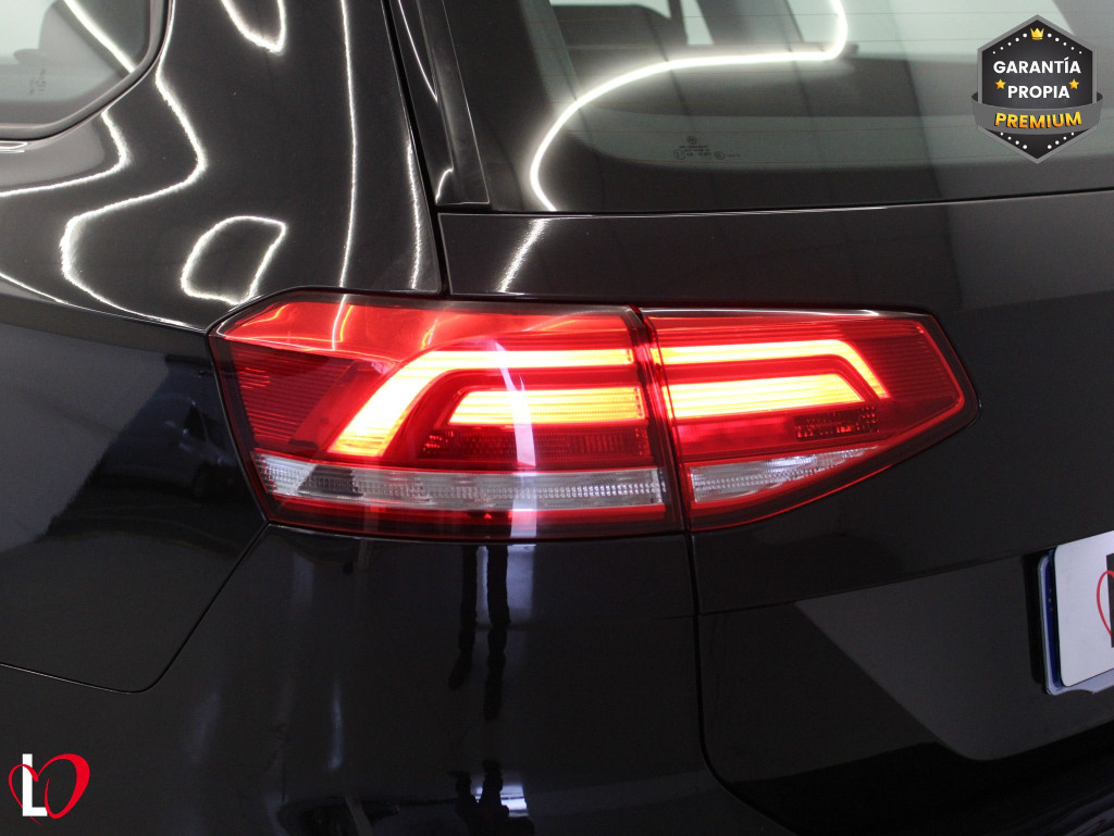 VOLKSWAGEN PASSAT VARIANT VARIANT 2.0 TDI EDITION 6 VEL 150 de segunda mano