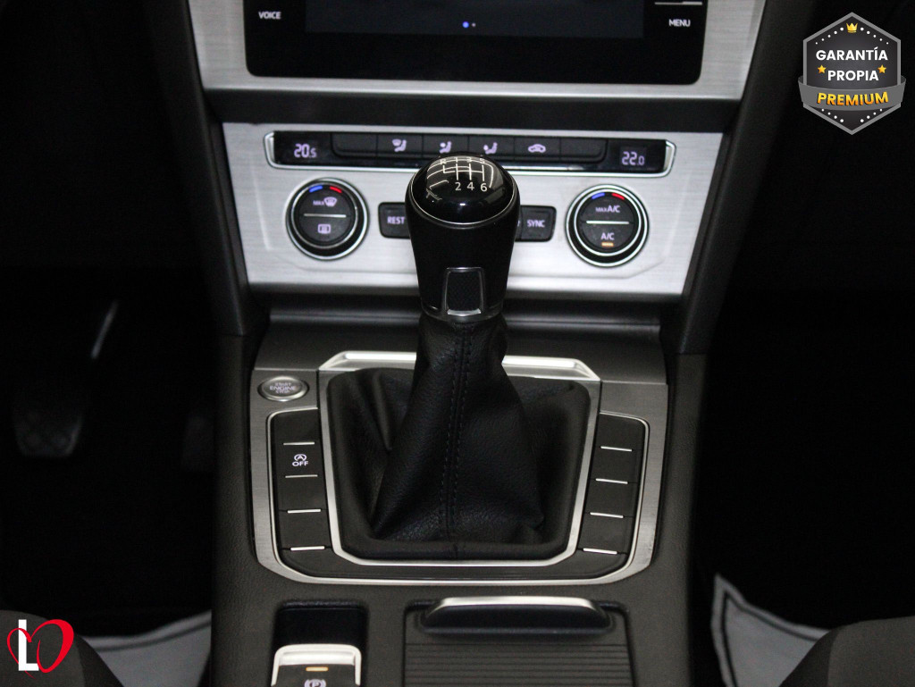 VOLKSWAGEN PASSAT VARIANT VARIANT 2.0 TDI EDITION 6 VEL 150 de segunda mano