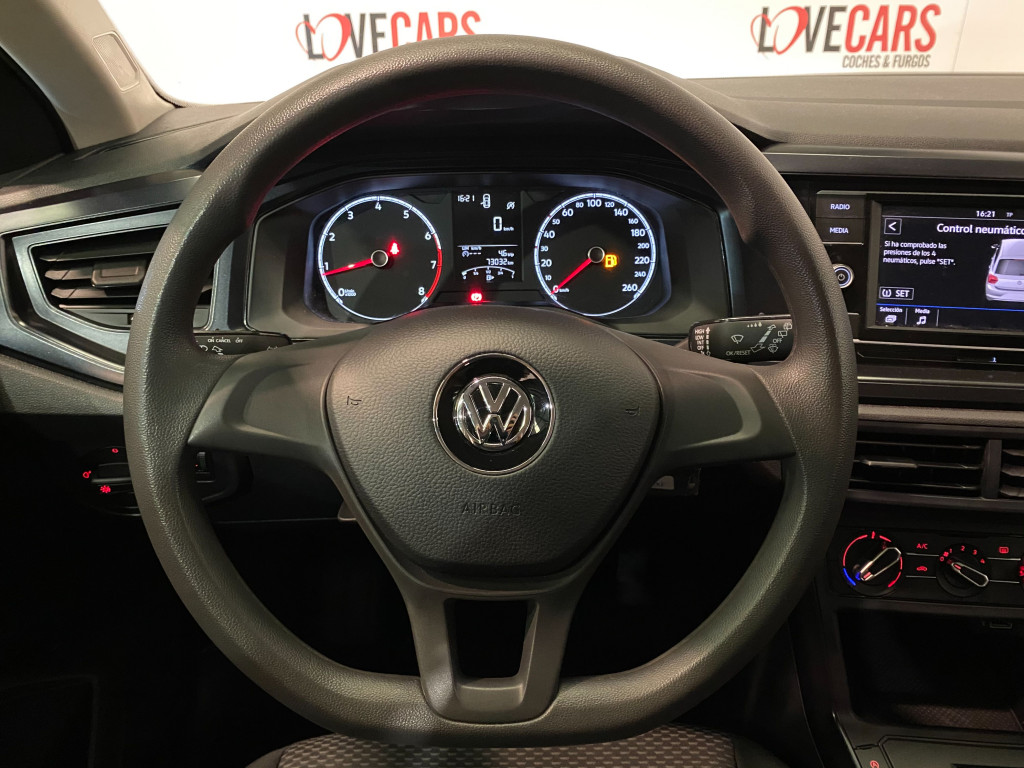 VOLKSWAGEN POLO 1.0 EDITION de segunda mano