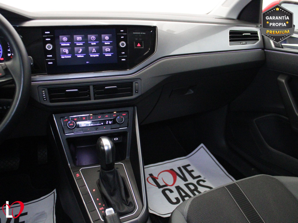 VOLKSWAGEN POLO 1.0 TSI DSG R-LINE 95 de segunda mano