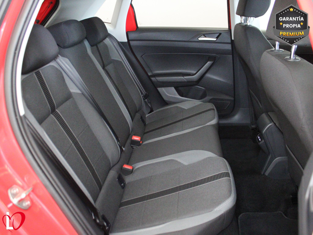 VOLKSWAGEN POLO 1.0 TSI DSG R-LINE 95 de segunda mano