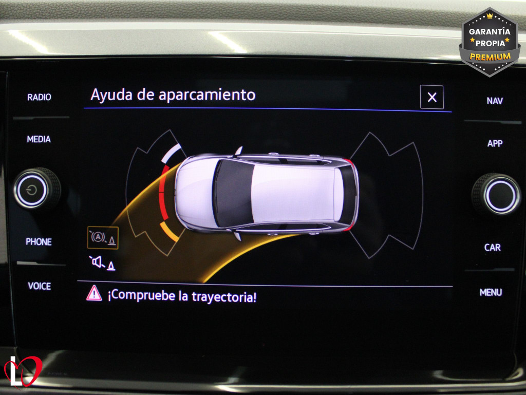 VOLKSWAGEN POLO 1.0 TSI R-LINE 95 de segunda mano