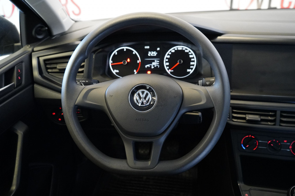 VOLKSWAGEN POLO 1.6 TDI TRENDLINE 80 de segunda mano