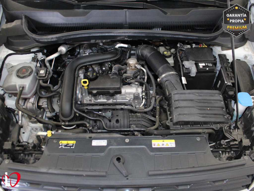 VOLKSWAGEN T-CROSS 1.0 TSI DSG ADVANCE 110 de segunda mano