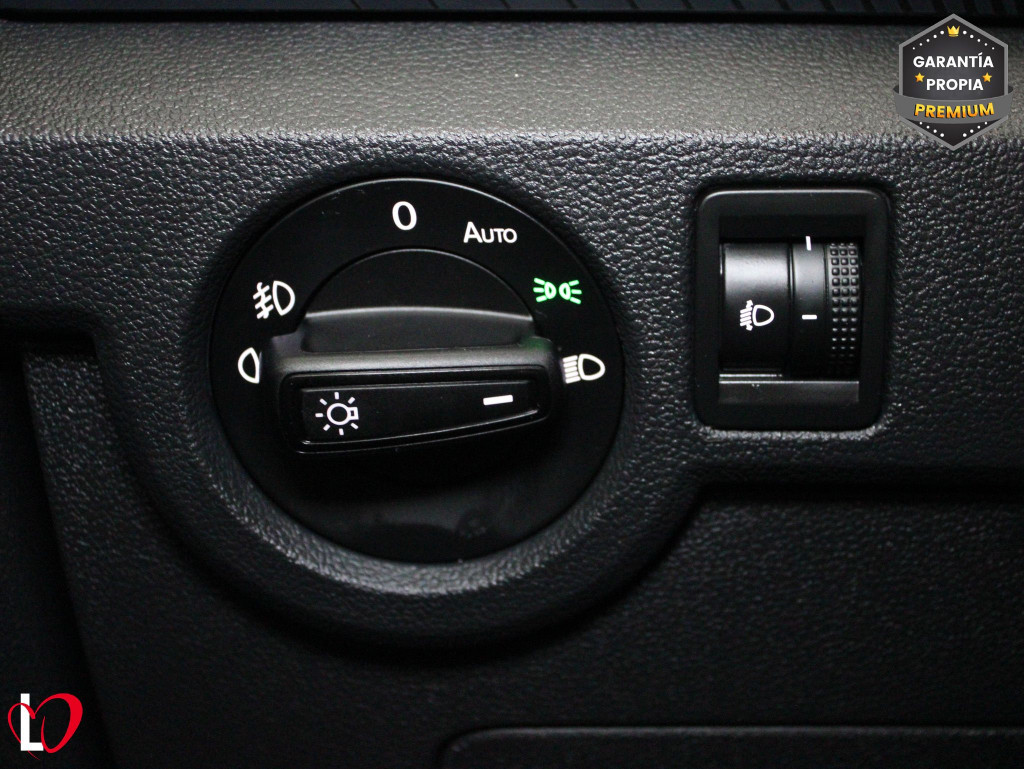 VOLKSWAGEN T-CROSS 1.0 TSI DSG ADVANCE 110 de segunda mano