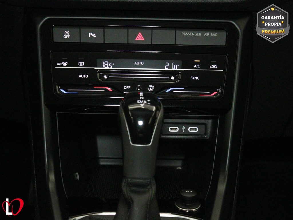 VOLKSWAGEN T-CROSS 1.0 TSI DSG ADVANCE 110 de segunda mano