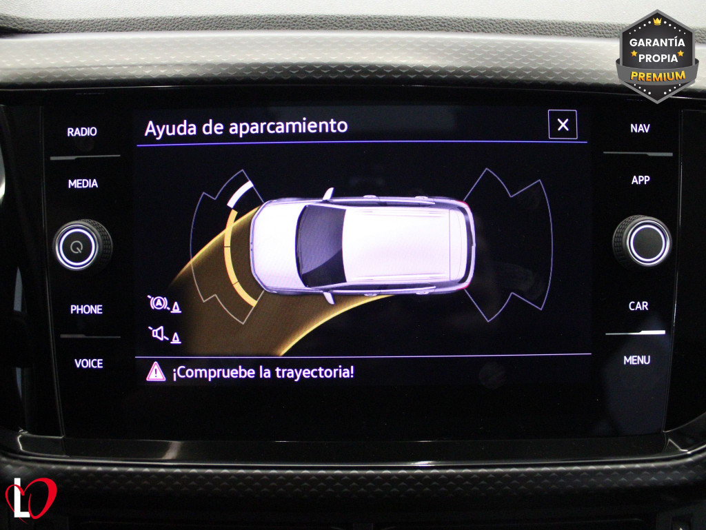 VOLKSWAGEN T-CROSS 1.0 TSI DSG ADVANCE 110 de segunda mano