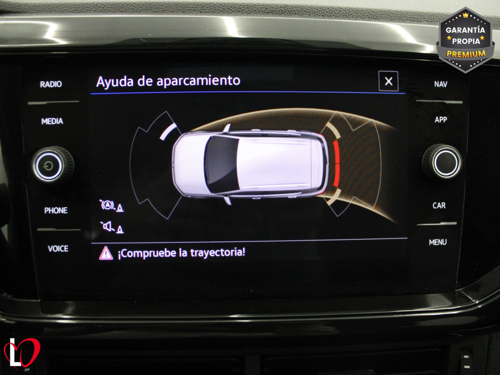 VOLKSWAGEN T-CROSS 1.0 TSI DSG ADVANCE 110 de segunda mano