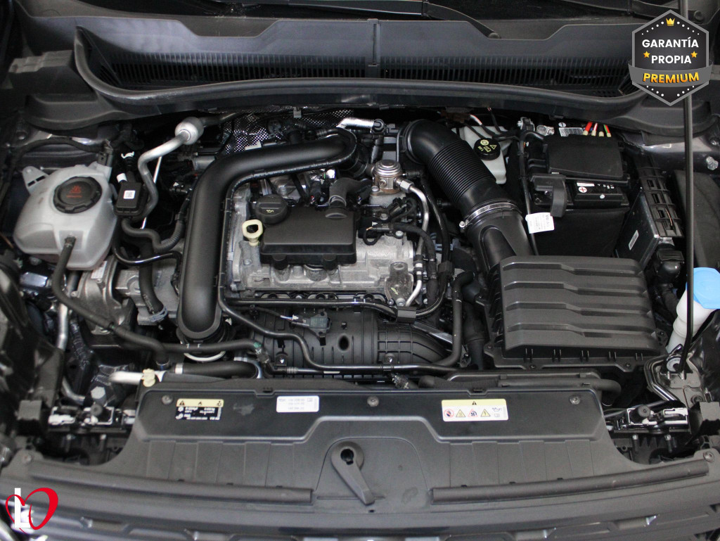 VOLKSWAGEN T-CROSS 1.0 TSI DSG ADVANCE 110 de segunda mano