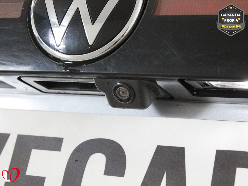 VOLKSWAGEN T-CROSS 1.0 TSI DSG SPORT 110 de segunda mano