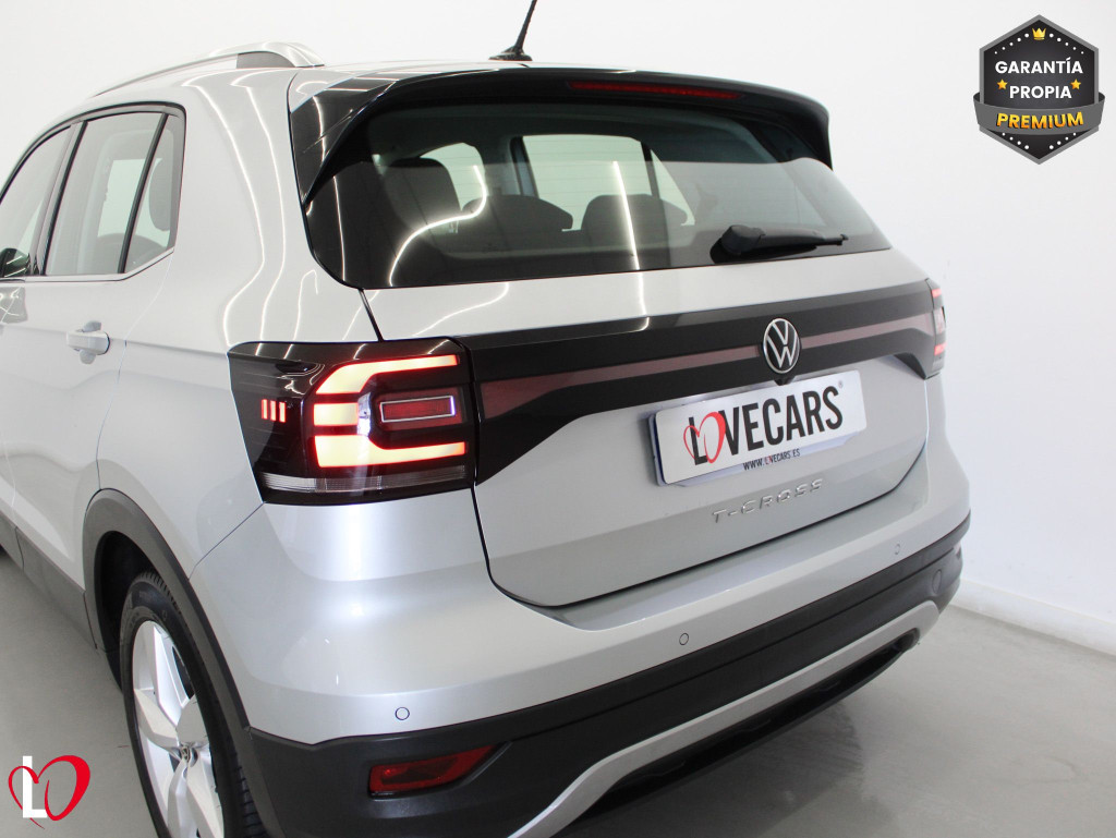 VOLKSWAGEN T-CROSS 1.0 TSI DSG SPORT 110 de segunda mano