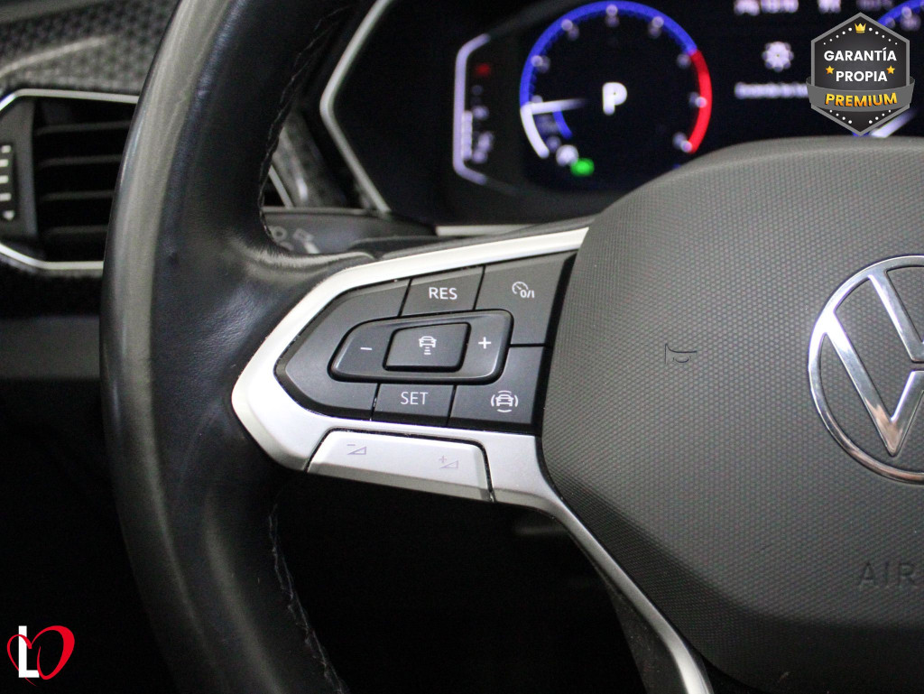 VOLKSWAGEN T-CROSS 1.0 TSI DSG SPORT 110 de segunda mano