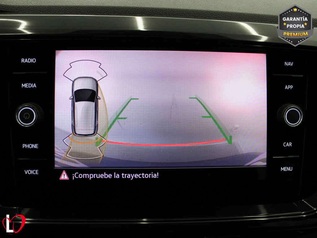 VOLKSWAGEN T-CROSS 1.0 TSI DSG7 SPORT 110 de segunda mano