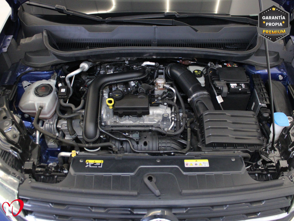 VOLKSWAGEN T-CROSS 1.0 TSI DSG7 SPORT 110 de segunda mano