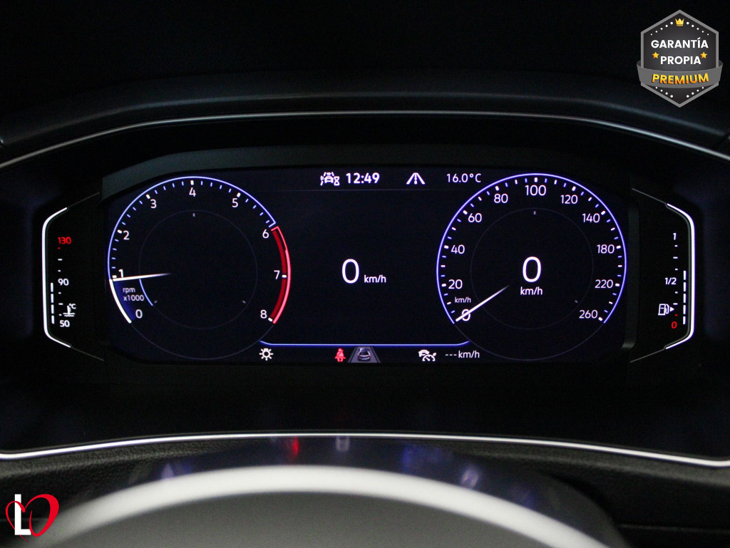 VOLKSWAGEN T-ROC 1.5 TSI SPORT 6 VEL 150 de segunda mano