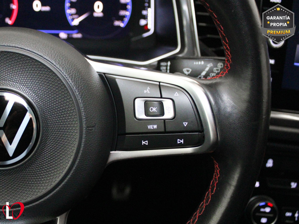 VOLKSWAGEN T-ROC 1.5 TSI SPORT 6 VEL 150 de segunda mano