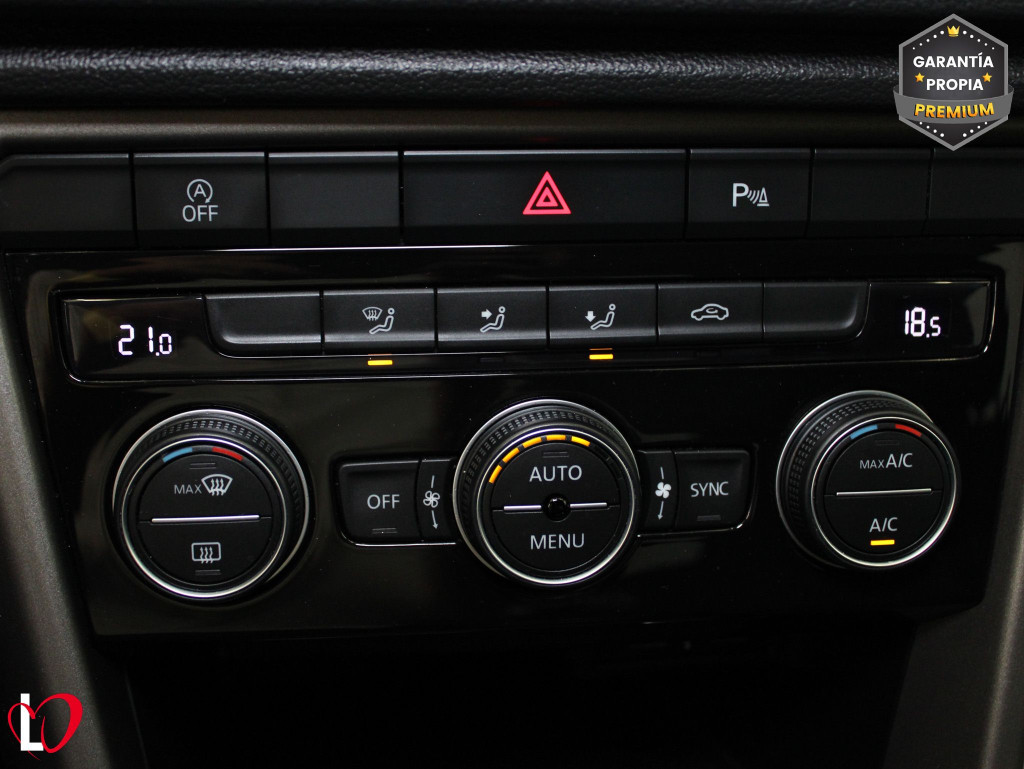 VOLKSWAGEN T-ROC 2.0 TDI ADVANCE 6 VEL 150 de segunda mano