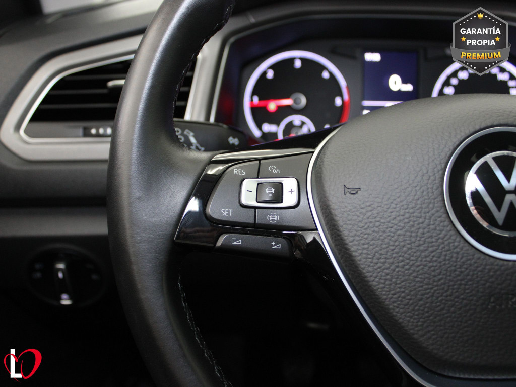 VOLKSWAGEN T-ROC 2.0 TDI ADVANCE 6 VEL 150 de segunda mano