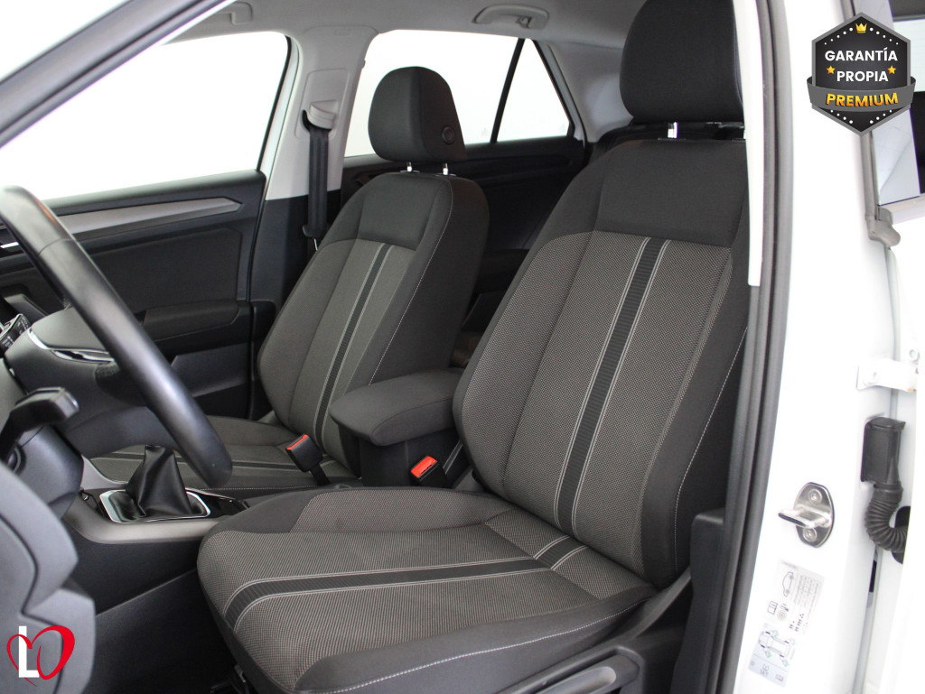 VOLKSWAGEN T-ROC 2.0 TDI ADVANCE 6 VEL 150 de segunda mano