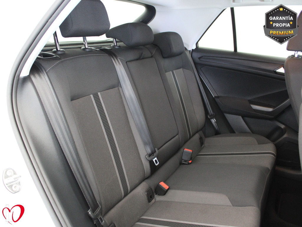 VOLKSWAGEN T-ROC 2.0 TDI ADVANCE 6 VEL 150 de segunda mano