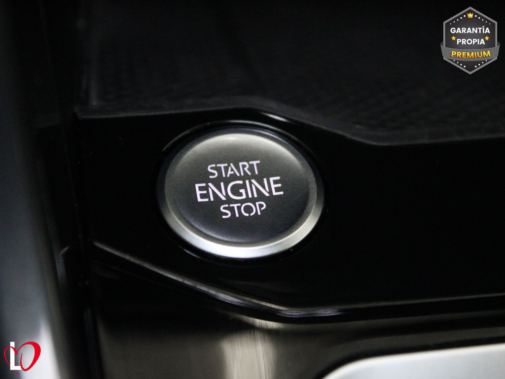 VOLKSWAGEN T-ROC 2.0 TDI DSG 4 MOTION SPORT 150 de segunda mano