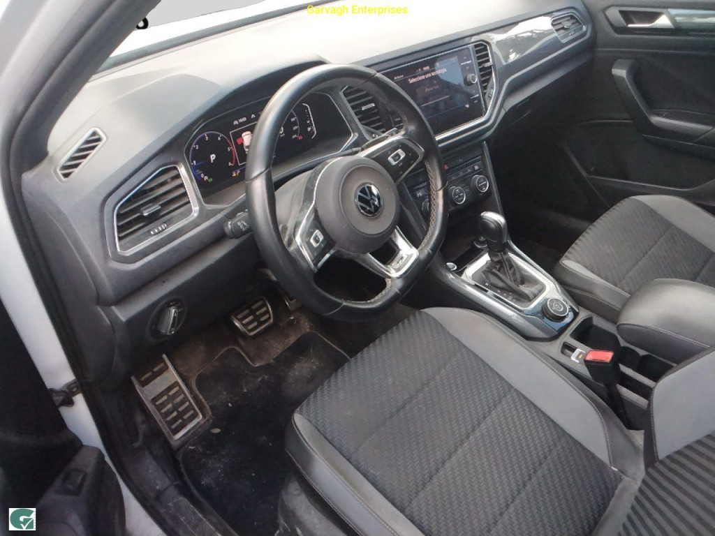VOLKSWAGEN T-ROC 2.0 TDI DSG R-LINE 4 MOTION 150 de segunda mano