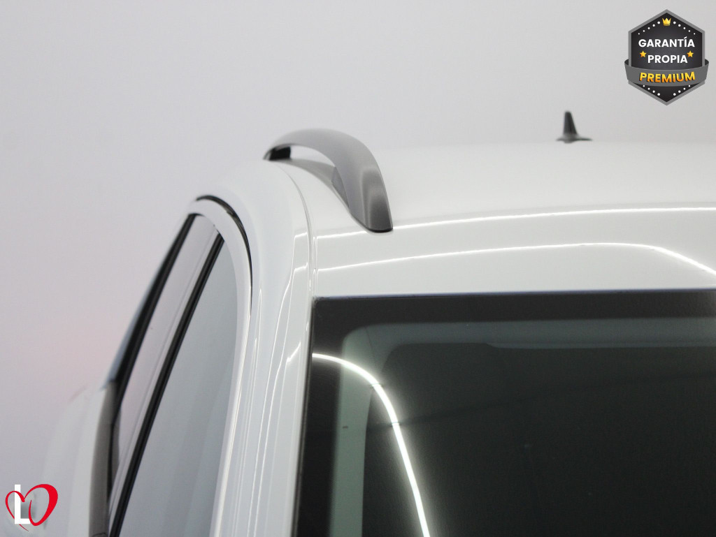 VOLKSWAGEN T-ROC 2.0 TDI LIFE 6 VEL 150 de segunda mano