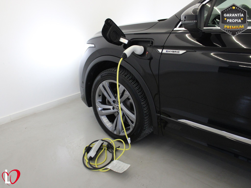 VOLKSWAGEN TIGUAN 1.4 eHybrid R LINE TECHO 245 de segunda mano