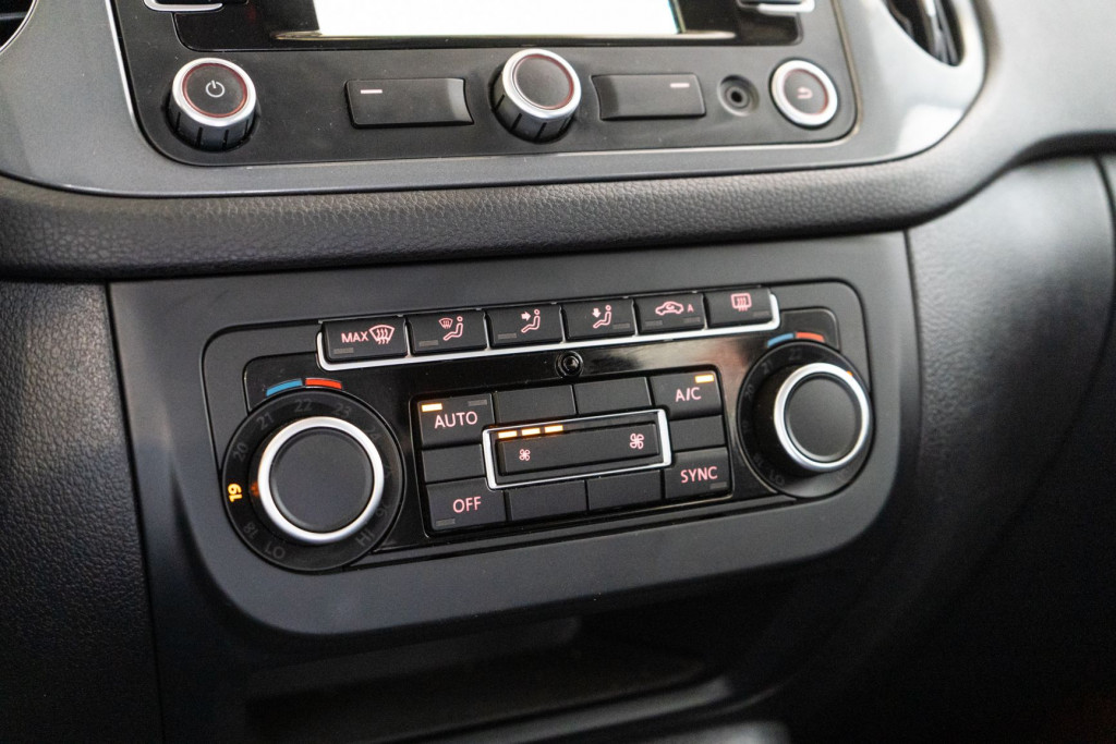 VOLKSWAGEN TIGUAN 2.0 TDI ADVANCE BMT 140 de segunda mano