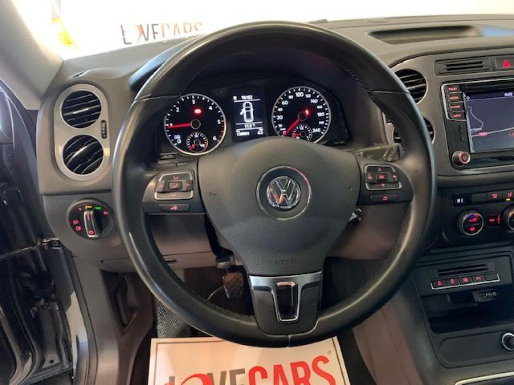 VOLKSWAGEN TIGUAN 2.0 TDI ADVANCE de segunda mano