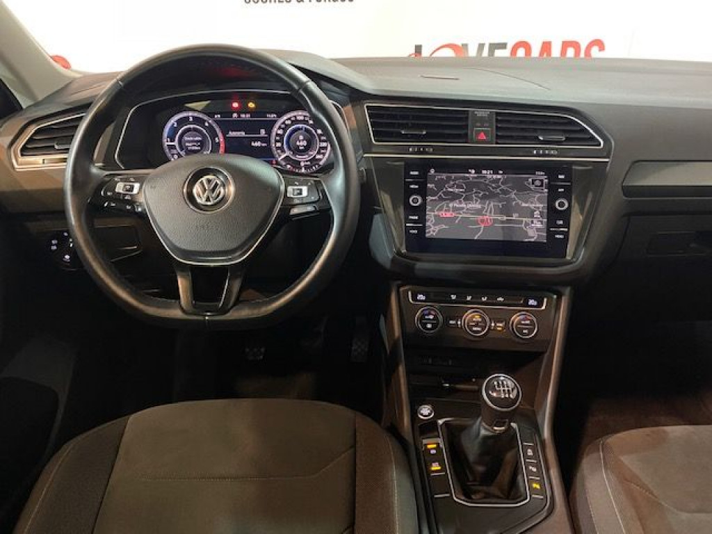 VOLKSWAGEN TIGUAN 2.0 TDI CARAT 150CV TECHO de segunda mano
