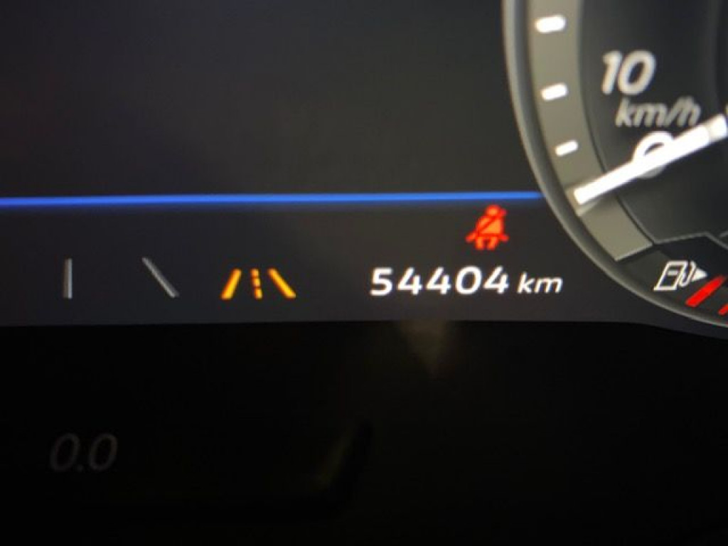 VOLKSWAGEN TIGUAN 2.0 TDI CARAT 150CV TECHO de segunda mano