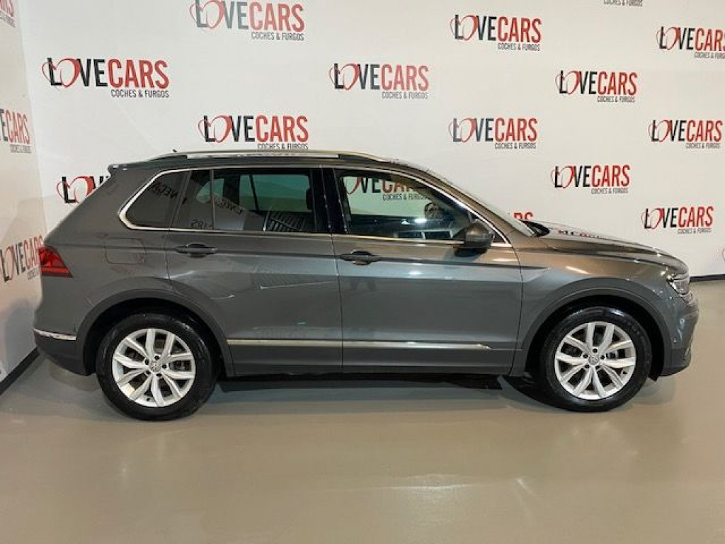VOLKSWAGEN TIGUAN 2.0 TDI CARAT 150CV TECHO de segunda mano