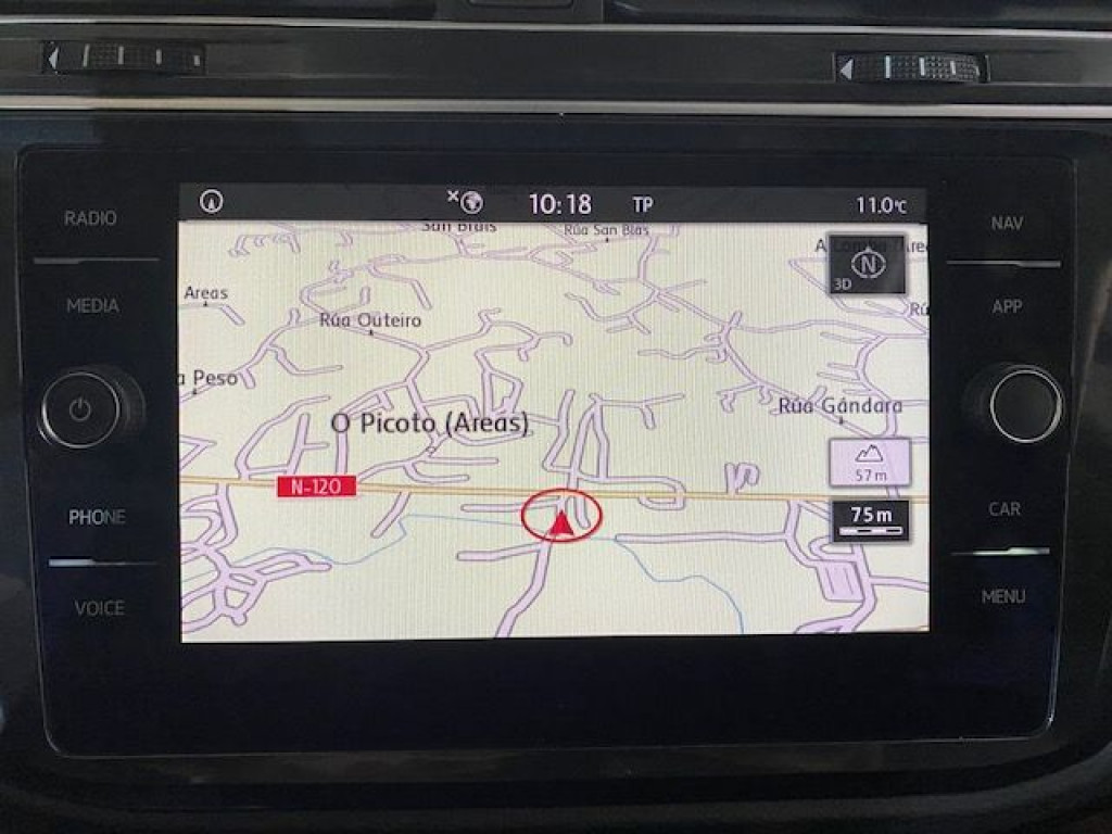 VOLKSWAGEN TIGUAN 2.0 TDI CARAT 150CV TECHO de segunda mano