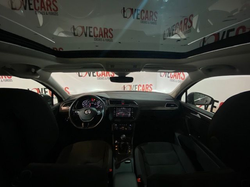 VOLKSWAGEN TIGUAN 2.0 TDI CARAT 150CV TECHO de segunda mano