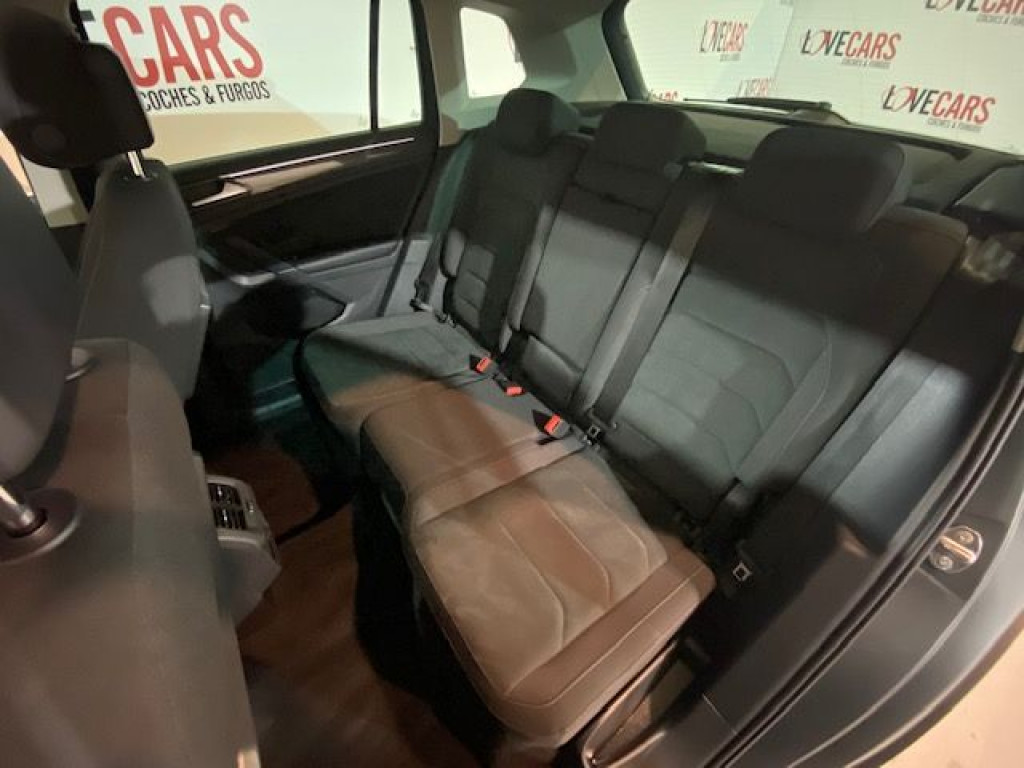 VOLKSWAGEN TIGUAN 2.0 TDI CARAT 150CV TECHO de segunda mano